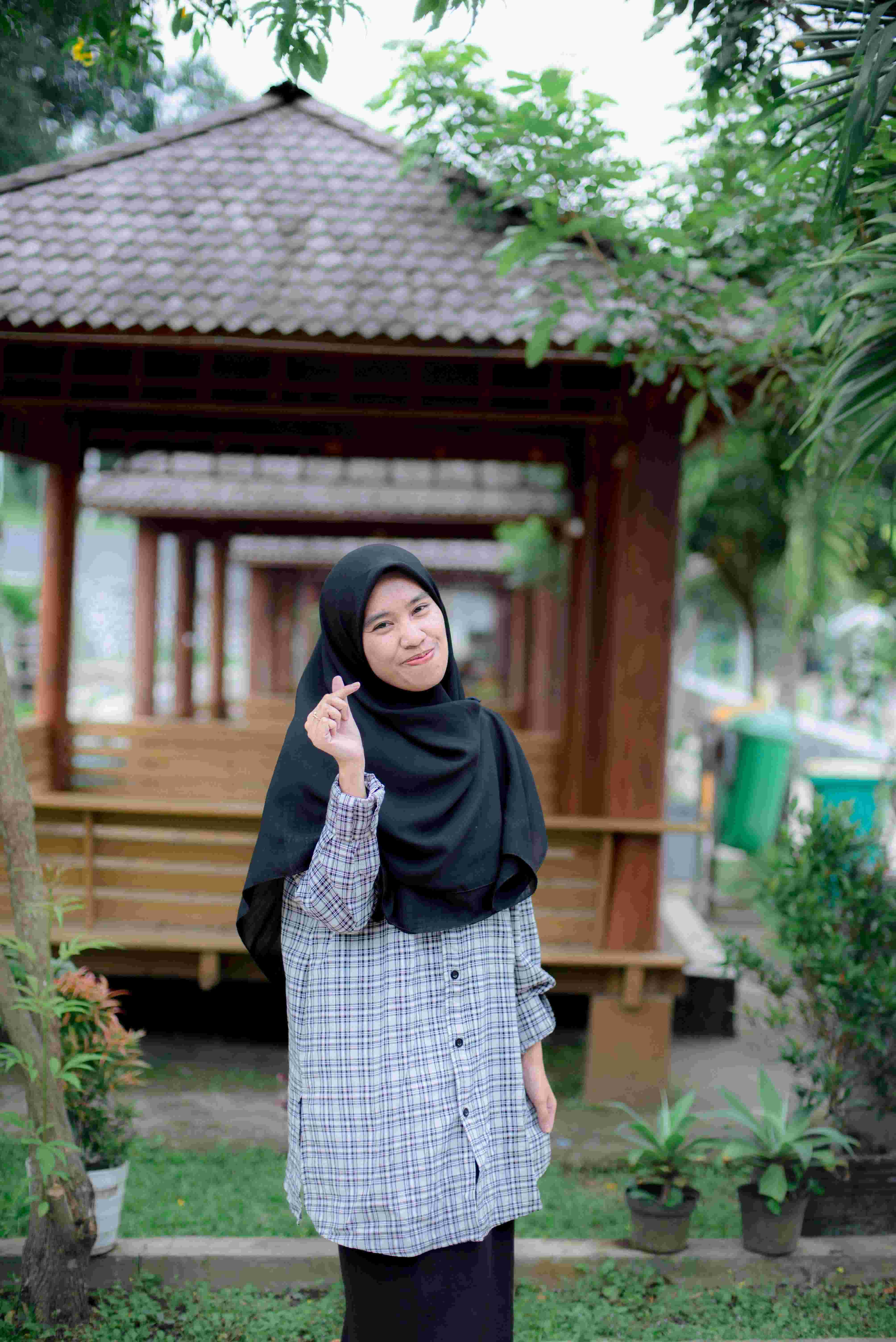 Ariska Dwi Aprilia Mulyato, S.Pd.