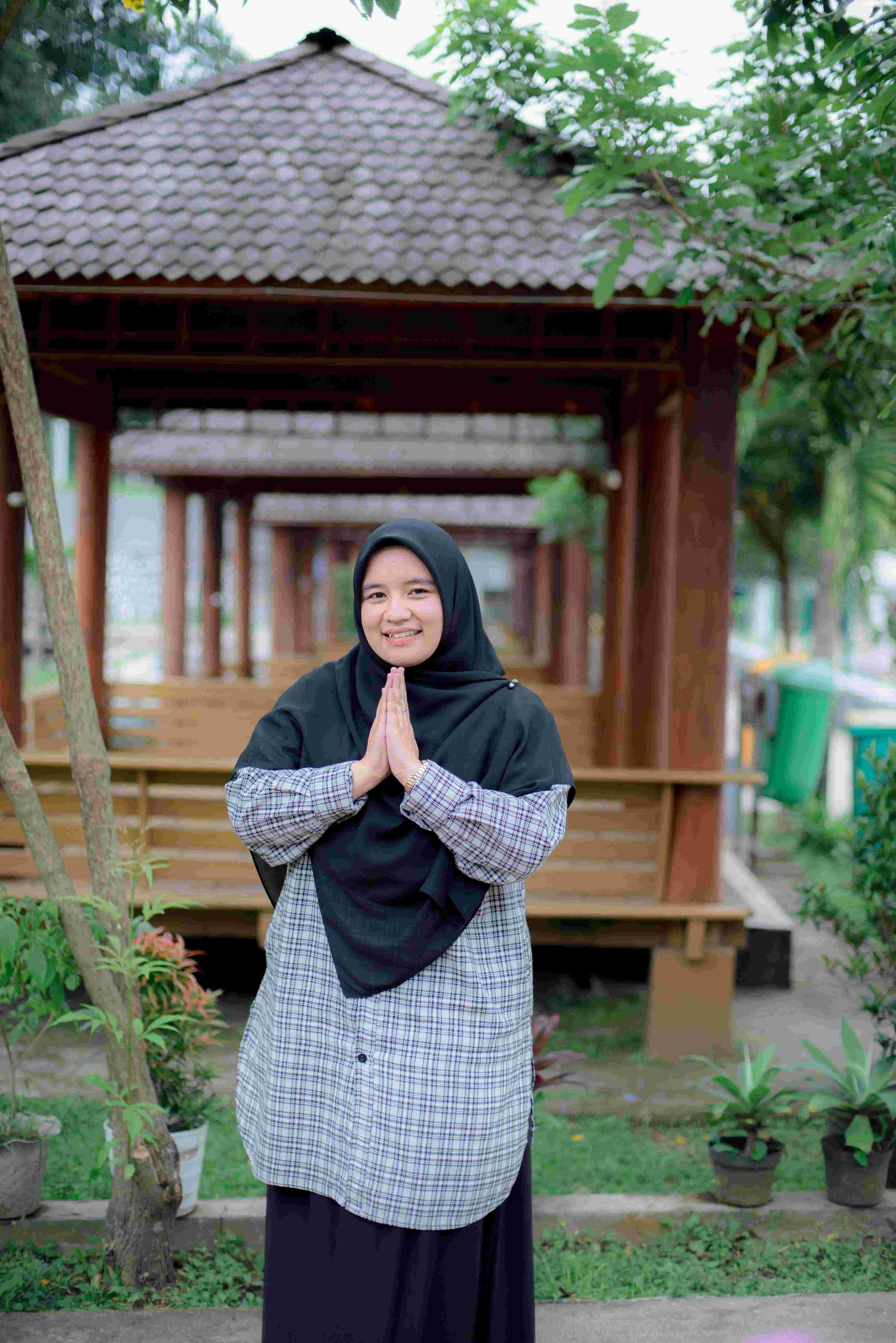 Putri Armania Agustina Alfitri, S.Pd.