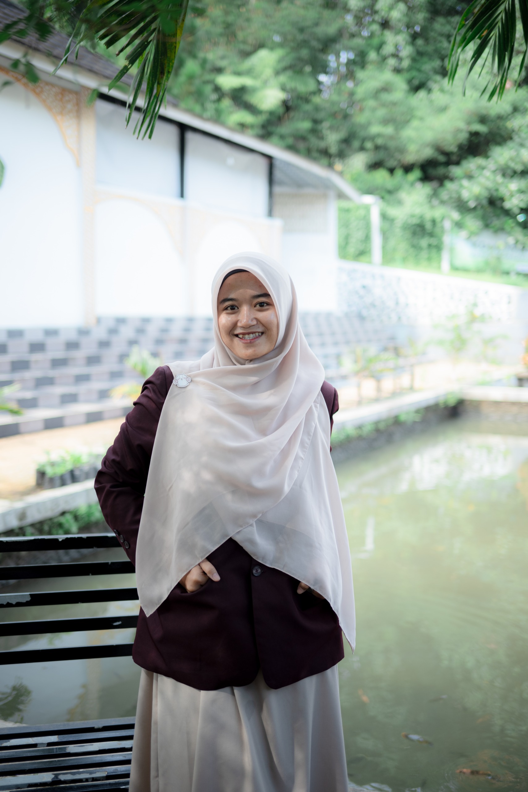 Annisa Tira Rahayu, S.Pd.