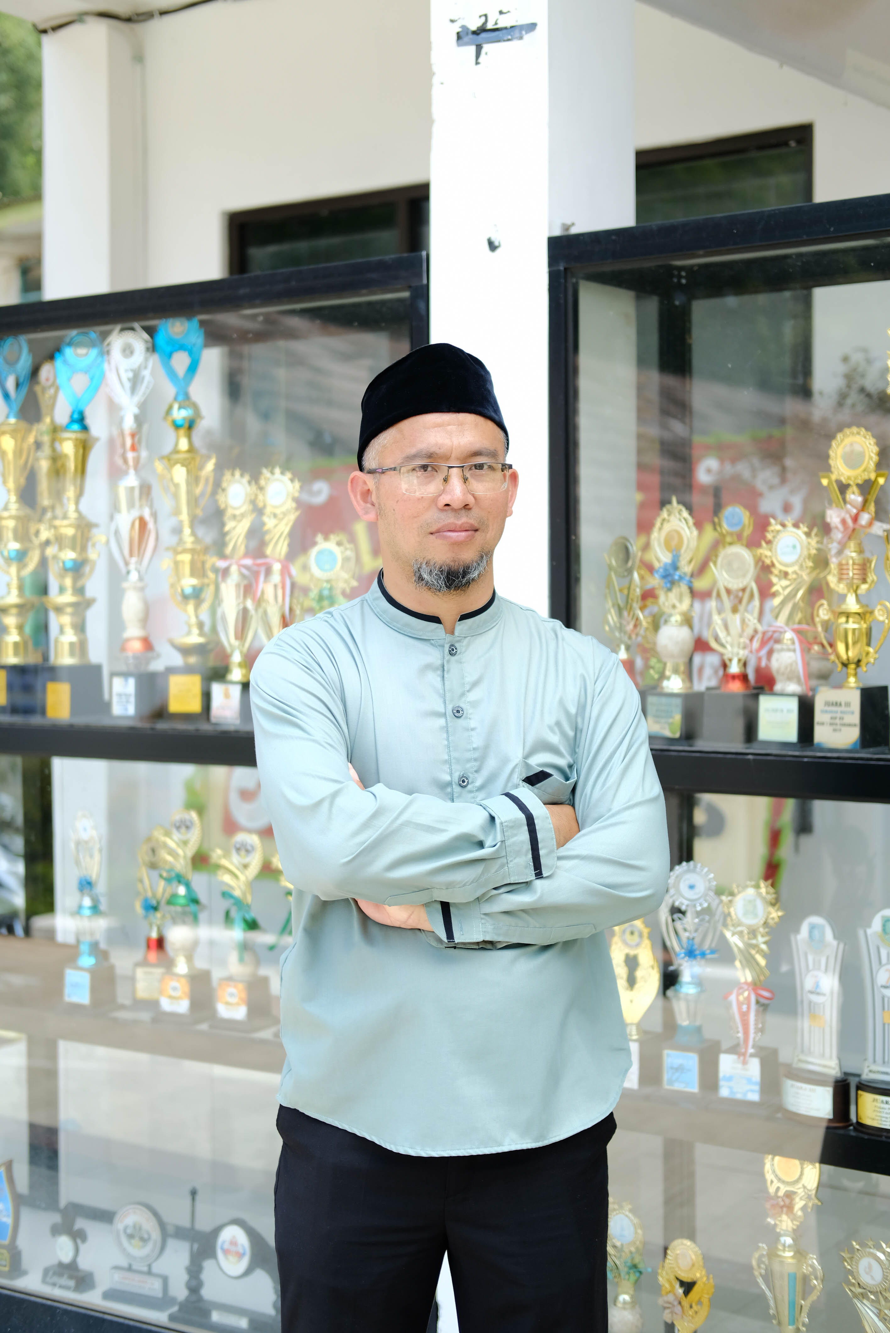 Asep Hasbi Ismail, S.Pd.